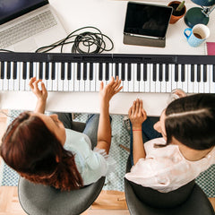 Piano Numrique Pliable 88 Touches avec Fonction Bluetooth MIDI Clavier lectronique Portable avec Pdale de Sustain Sac de Transport -