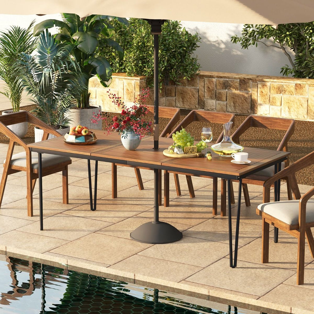 Table pour Jardin de 200 Cm Table d'extérieur pour 8 Personnes avec Trou pour Parasol de 5 Cm Pieds en Métal et Repose-pied Réglables -